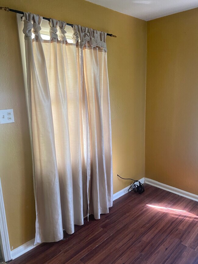 Building Photo - 701 N Claiborne