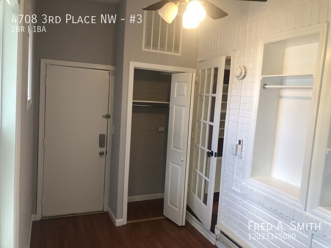 Building Photo - Recently Updated 2 Bedroom Apartment in Pe...