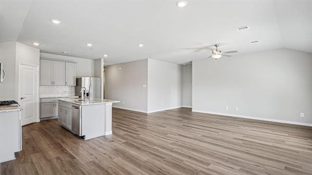 Building Photo - 602 Midnight Oak Dr