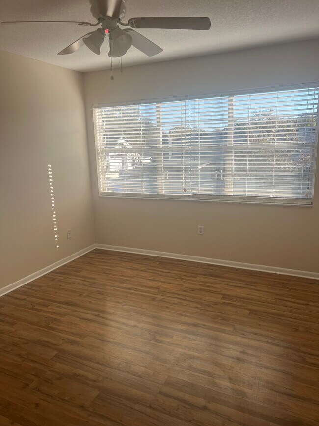 Building Photo - 2770 Curry Ford Rd