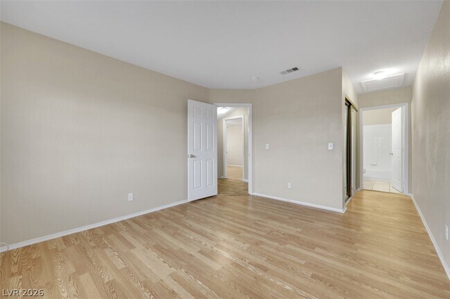 Building Photo - 2600 Pebblegold Ave