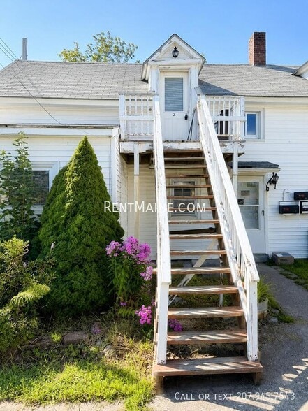 Building Photo - 35 Bosworth St
