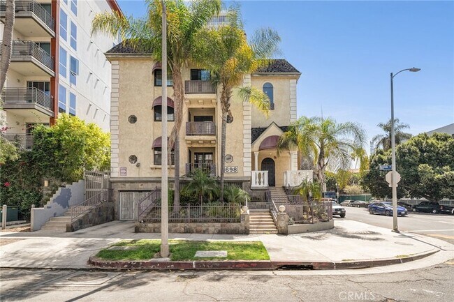 Building Photo - 698 S Berendo St