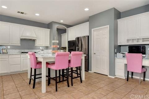 Building Photo - 26694 Evergreen Ave