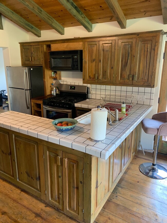 Building Photo - 1734 Topanga Skyline Dr