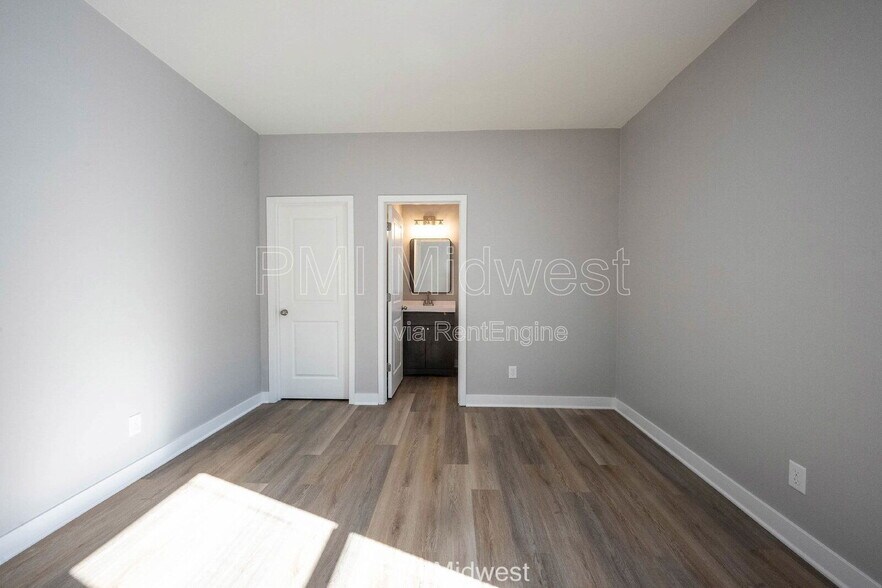 Building Photo - 2825 McPherson St