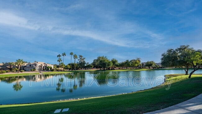 Building Photo - 1891 E Oasis Dr