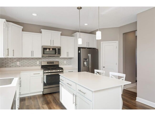 Building Photo - 17545 57th St NE