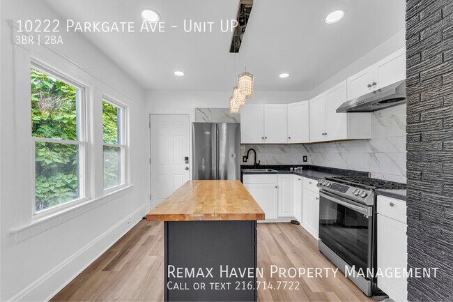 Building Photo - 10222 Parkgate Ave