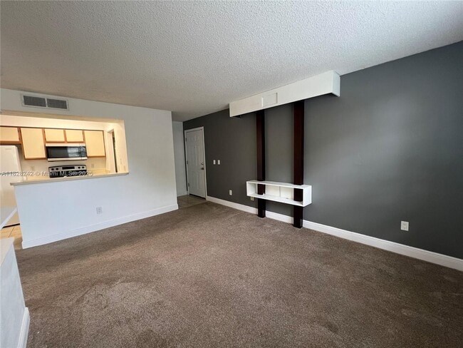 Building Photo - 1227 SW 46th Ave