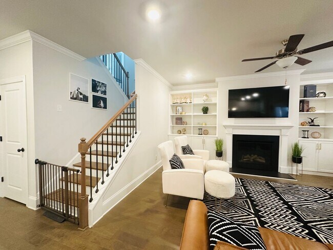 Building Photo - 603 Skye Ct