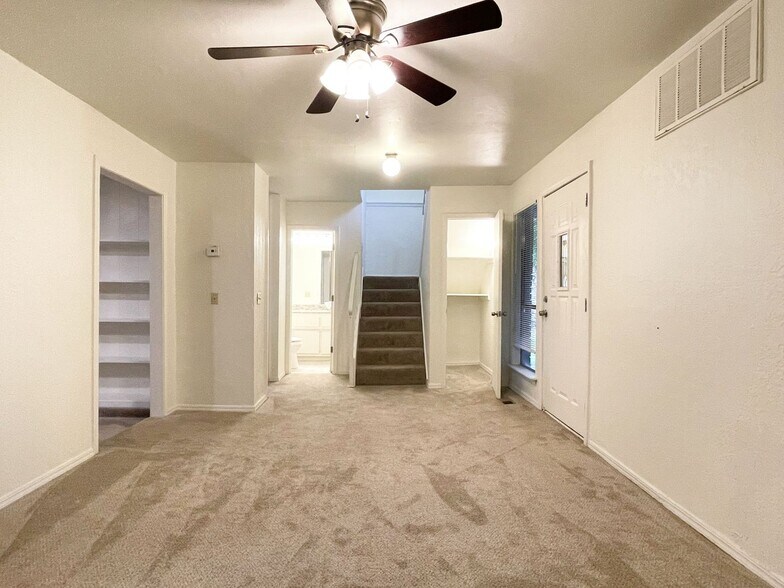 Building Photo - 10512 Harvest Moon Ave