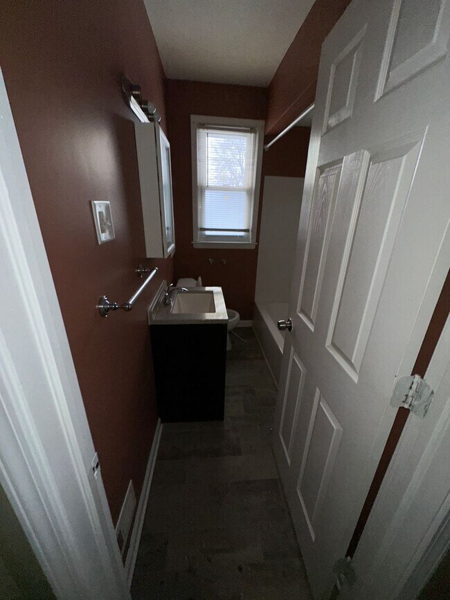 Building Photo - 15361 Sorrento Ave