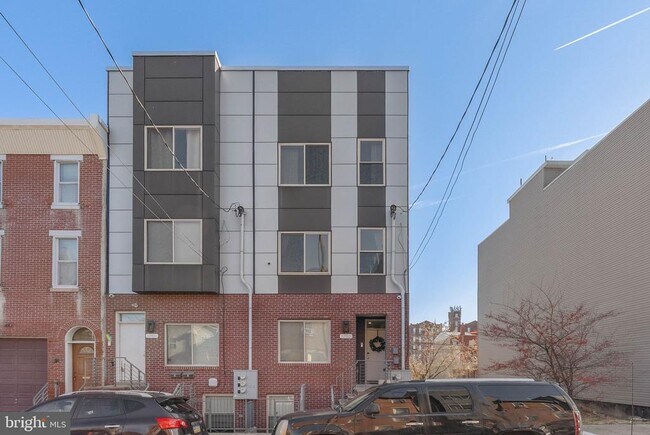 Building Photo - 1753 N Marshall St