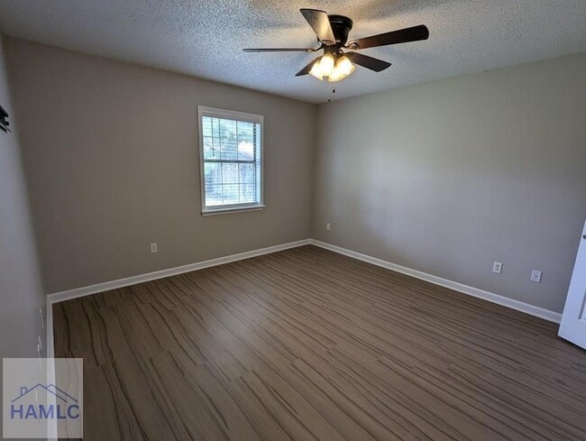 Building Photo - 628 Honey Ridge Ln