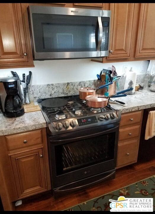 Building Photo - 15300 Palm Dr