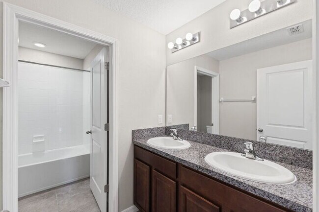 Building Photo - 4263 Unbridled Song Dr