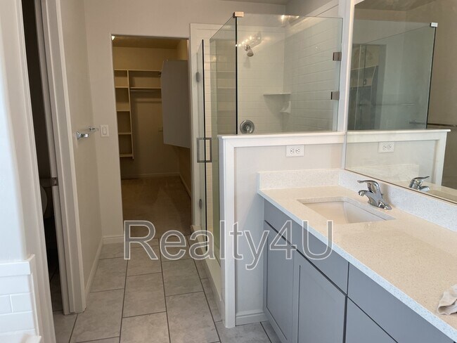 Building Photo - 1031 Molly Pitcher Cir