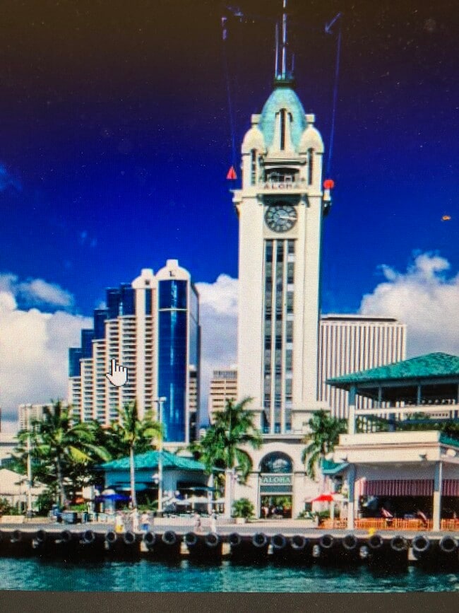 Building Photo - 66 Queen St