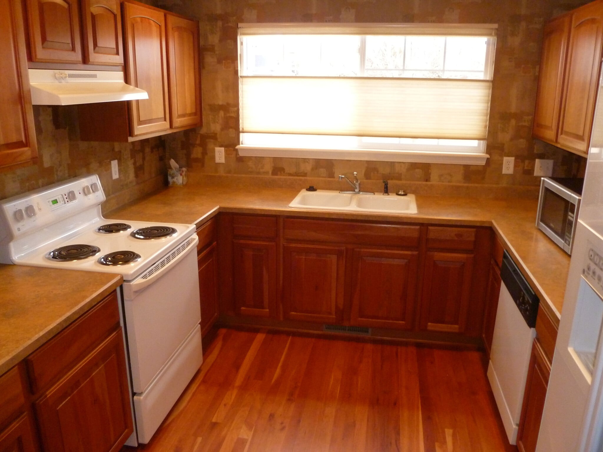 Kitchen - 3009 Rock Creek Dr