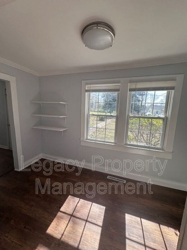 Building Photo - 408 Tenth Street