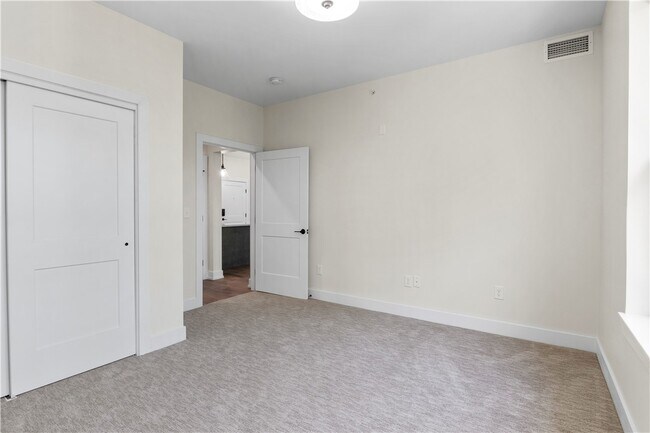 Building Photo - 200 Dunnwood Grn Ln