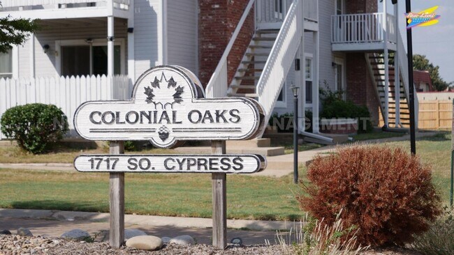 Building Photo - 1717 S Cypress St