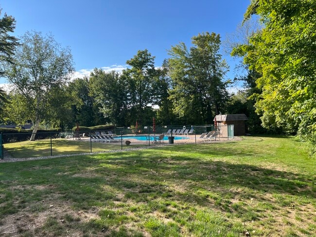 Building Photo - 64 Oxbow Dr
