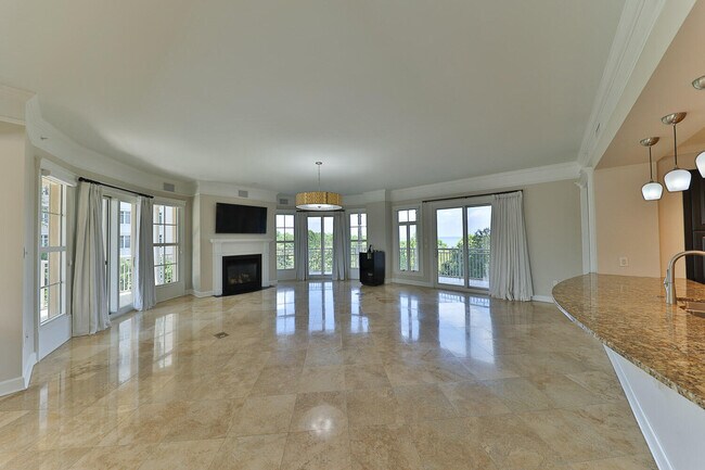 Building Photo - 404 Kelly Plantation Dr