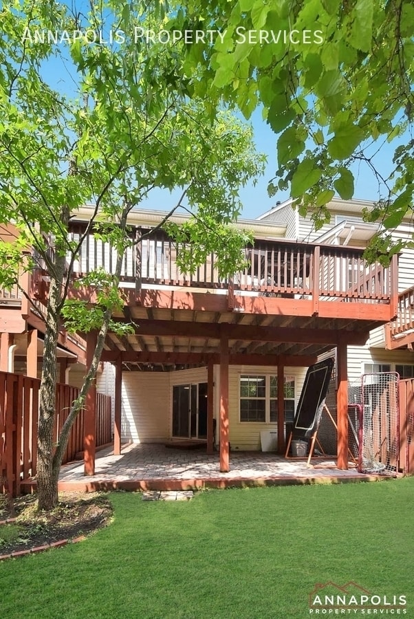 Building Photo - 2604 Running Wolf Trail