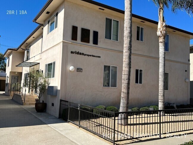 Building Photo - 1119 Cochran Ave