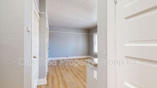 Building Photo - 144 Grand Ave