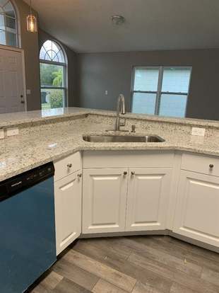 Building Photo - 7323 R J Cove Ct