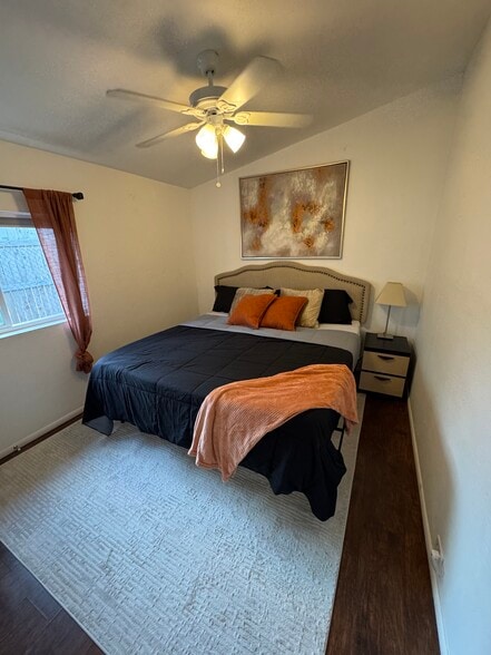 King bed - 240 S 12th St