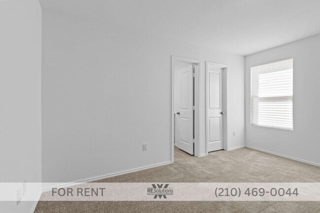 Building Photo - Newer 2023 home under $1,600 near Culebra, Government Canyon, SeaWorld, Northwest San Antonio, an...