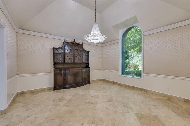 Building Photo - 6800 Falcata Cove
