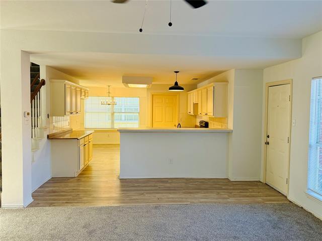 Building Photo - 830 San Jacinto Dr