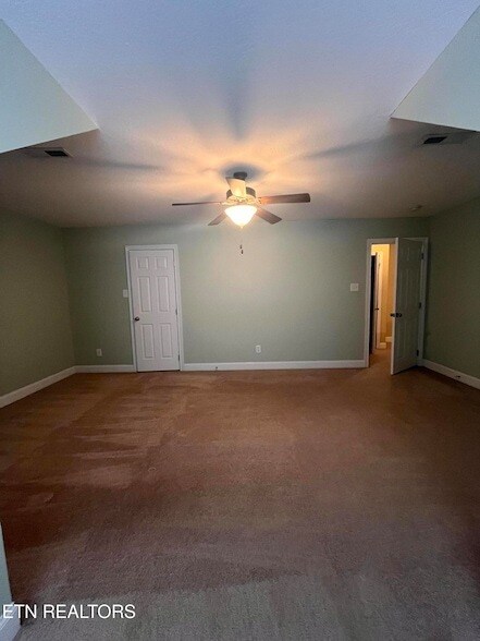 Building Photo - 5408 Oak Harbor Ln