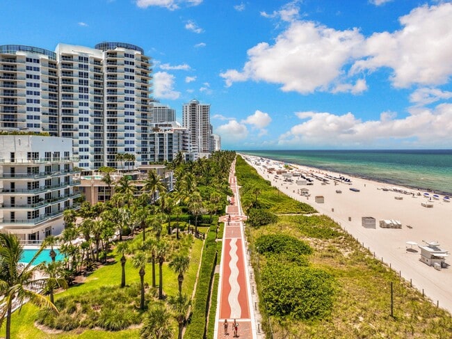 Building Photo - 3710 Collins Ave