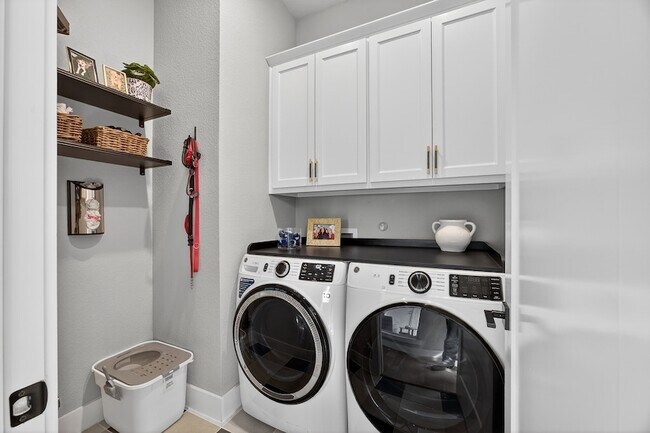 Building Photo - 3944 Grayson Ln