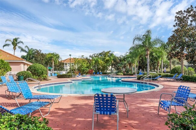 Building Photo - 1241 S Beach Cir