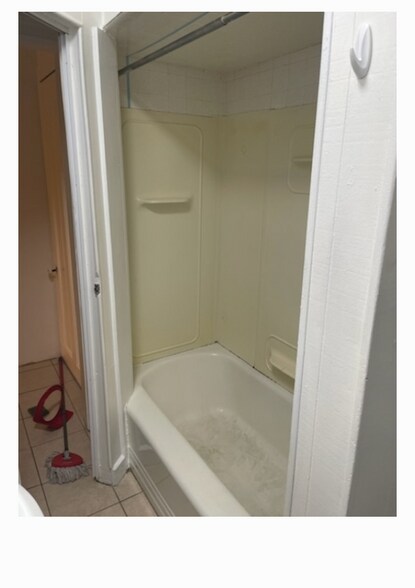 Building Photo - 23 E Main St