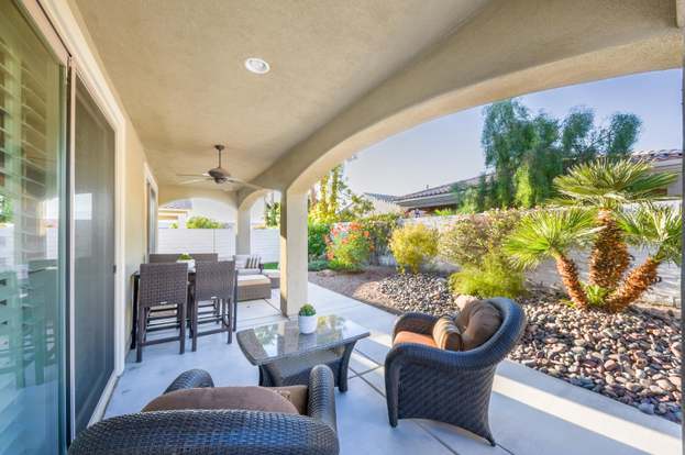 Building Photo - 80528 Avenida Camarillo