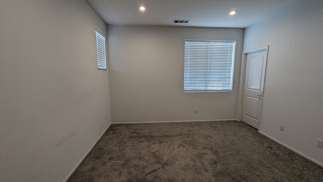 Building Photo - 8150 Spirit St