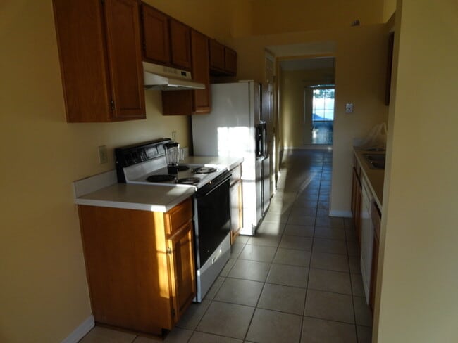 Building Photo - 4524 Crystal Brook Way