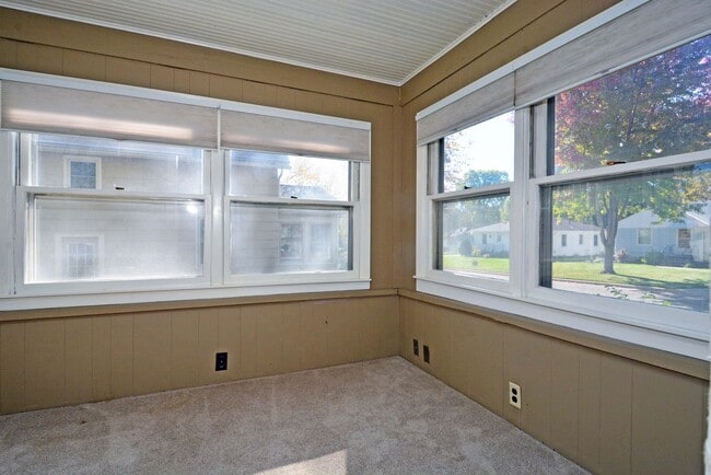 Building Photo - Beautiful 3-Bed 2-Bath Home Available In N...