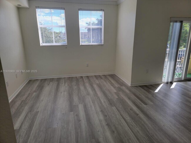 Building Photo - 10870 NW 88th Terrace