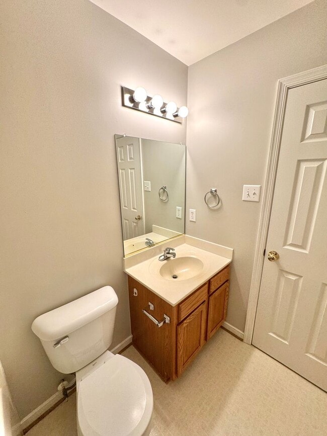 Building Photo - Move-in Ready! Beautifully Updated 4 Bedroom, 2.5 bath Home, located on a Quiet Cul-de-Sac in N. ...