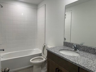 Building Photo - 1650 Greenleaf Wds Cv