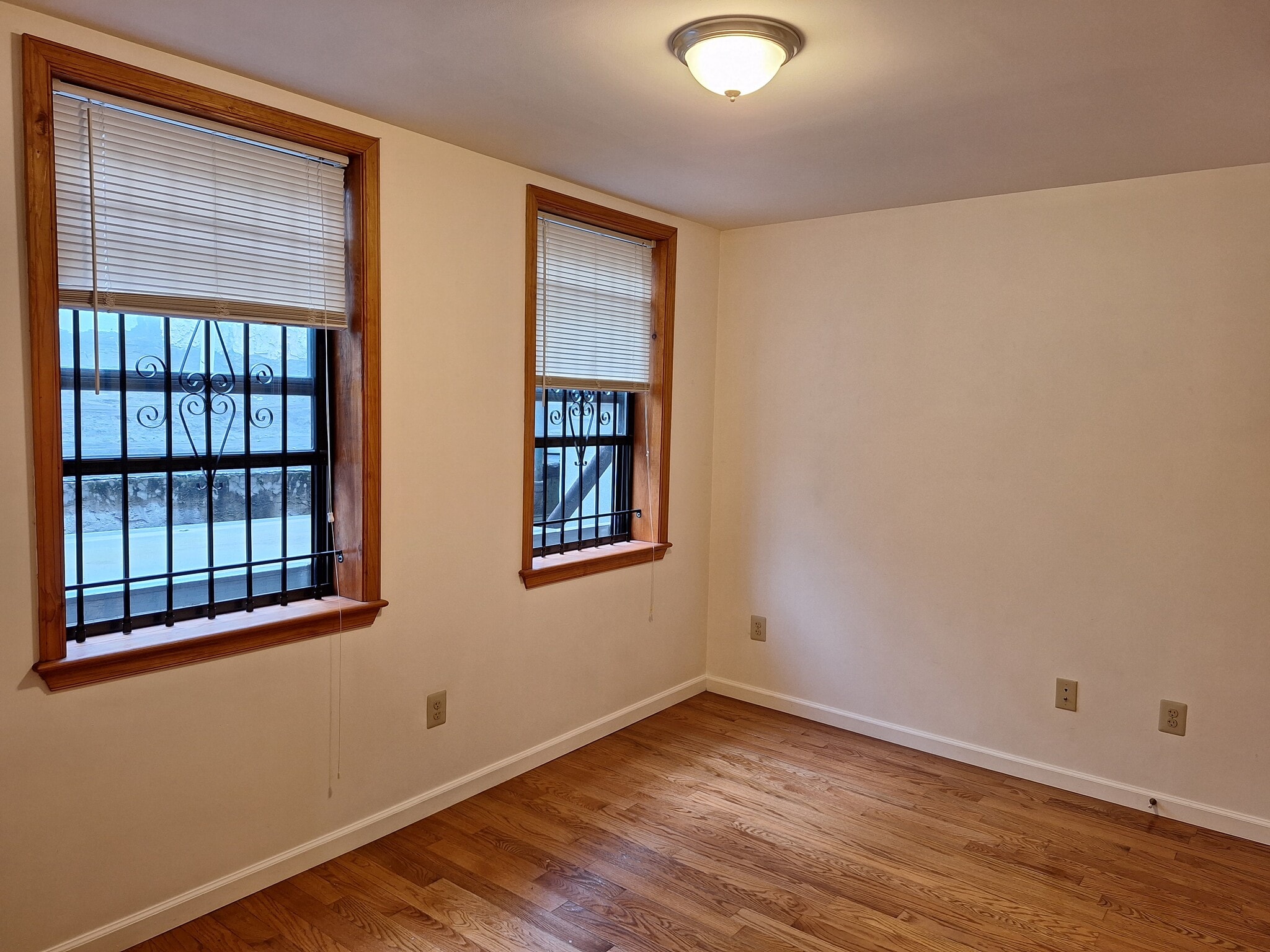 2nd floor bedroom - 1229 Wood St